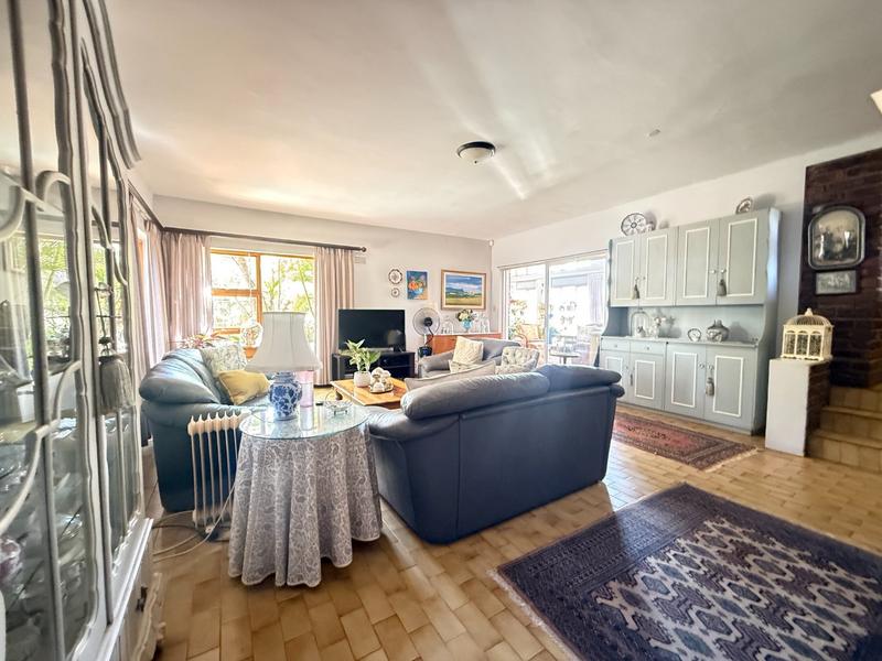 4 Bedroom Property for Sale in Panorama Western Cape